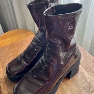 Women's Glossy Brown Ankle Boots